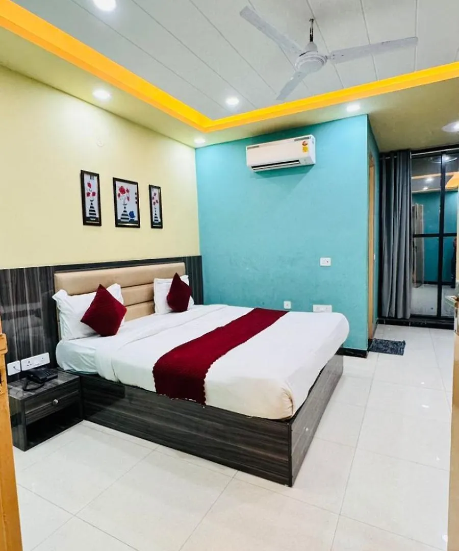 Hotel Sky Gurgaon 2*,  Indien