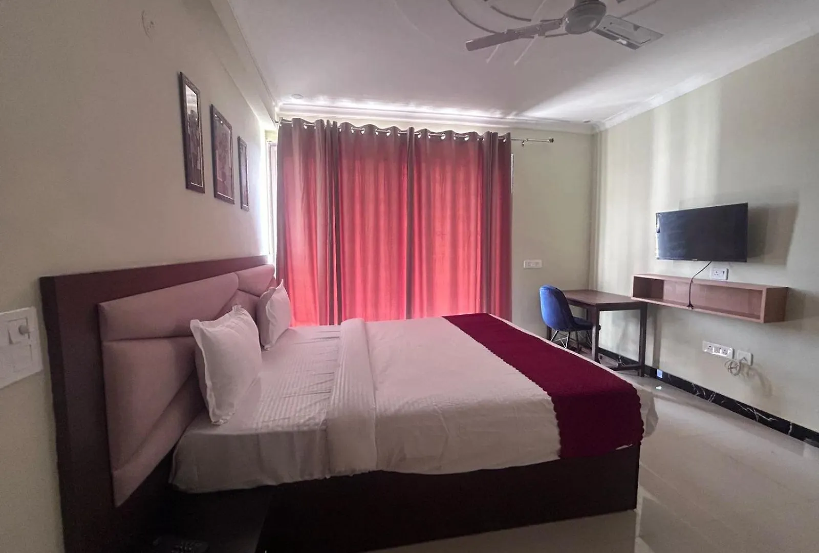 Hotel Sky Gurgaon