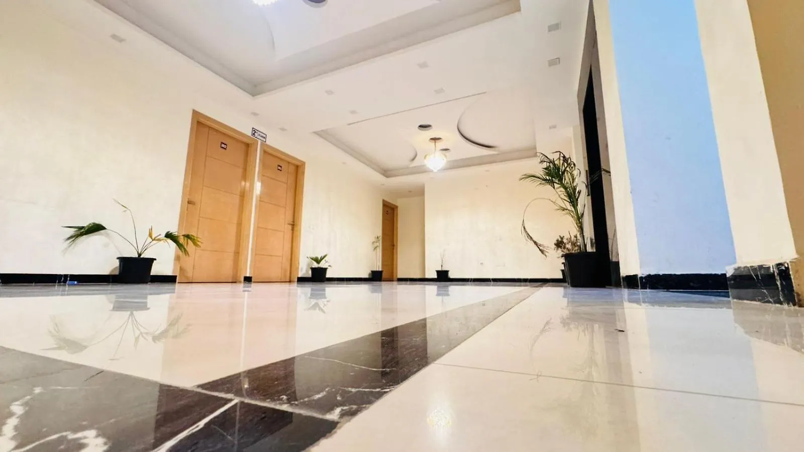 Hotel Sky Gurgaon