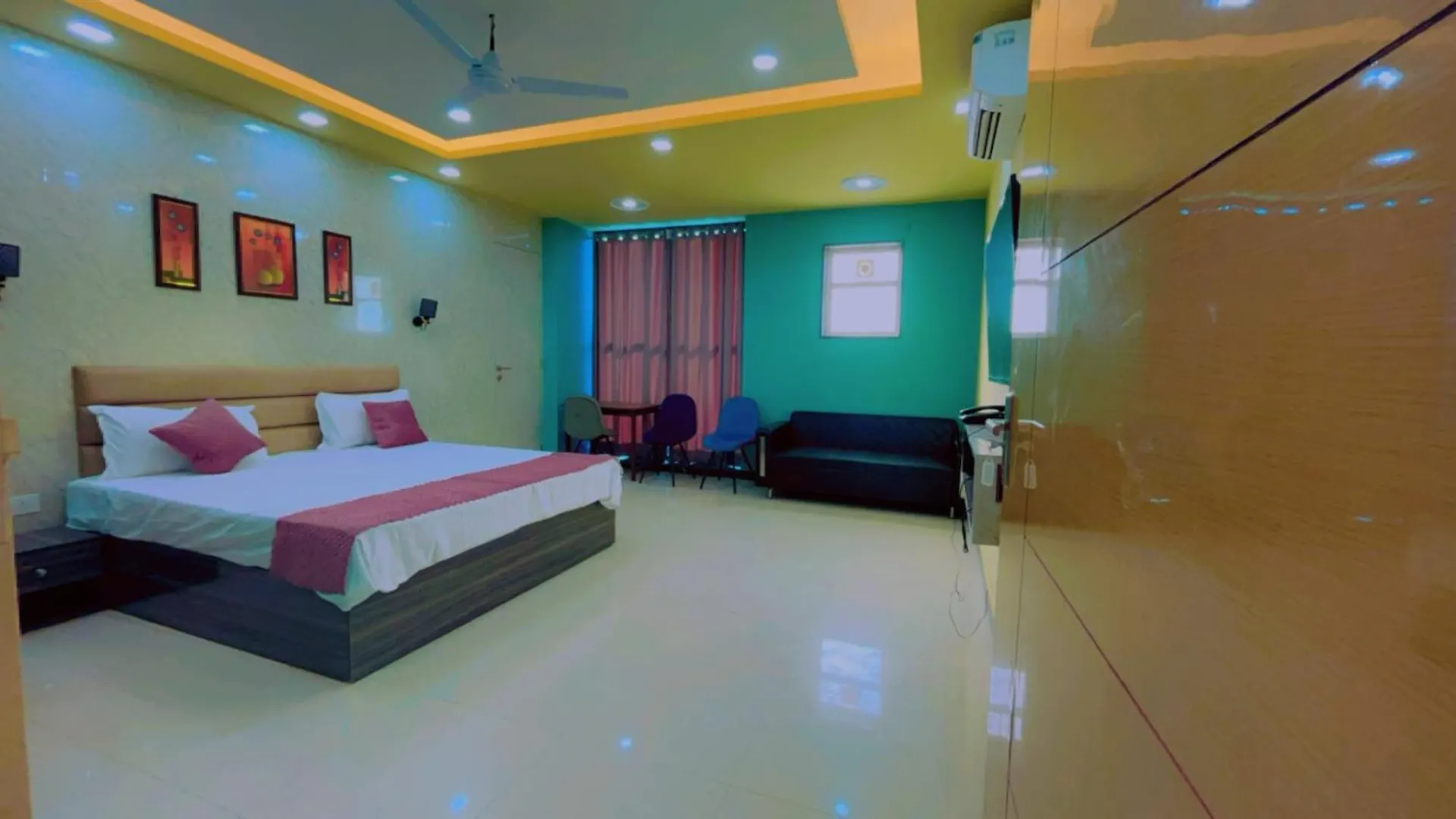 **  Hotel Sky Gurgaon Indien